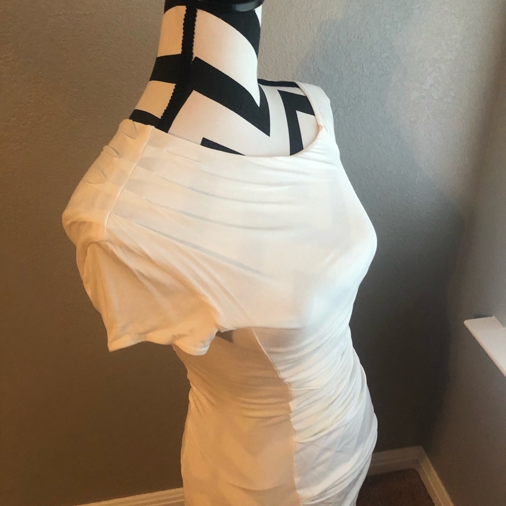 Dress - Picture 3 of 5